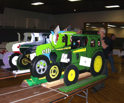 e85-tractor2