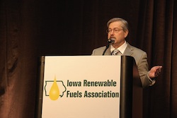 IA Gov Branstad at Iowa Renewable Fuels Summit
