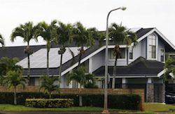 rooftop solar in Oahu Photo Hugh Gentry