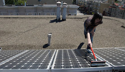 cleaning-solar-panels