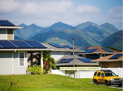 Solar panels dot the rooftops of homes in Salt Lake on Oahu, Hawaiʻi. Photo Credit: MATT MALLAMS / EARTHJUSTICE
