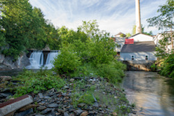 Gravity Renewables' Dog River Hydroelectric Facility, also known as Nantanna Mill hydro, is located in Northfield, VT. The plant was originally commissioned in 1983 and now generates approximately 650,000 kilowatt-hours of clean energy each year — enough to power nearly 100 average Vermont homes.