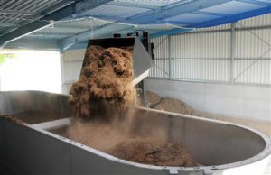 Clariant’s pre-commercial plant: sugarcane bagasse loaded into bulk handling system. 