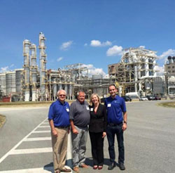 NCGA president Chip Bowling (left center) at Green Plains Virginia ethanol plant